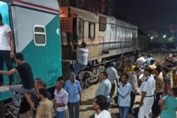 عودة حركة قطارات "القاهرة – منوف – طنطا" بعد إعادة جرار على القضبان بالقناطر