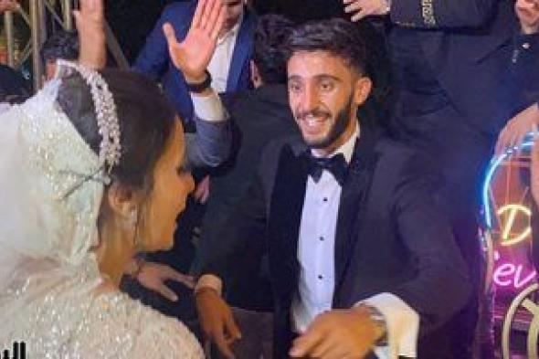 محمد عبد السلام لاعب الزمالك يحتفل بزفافه.. صور