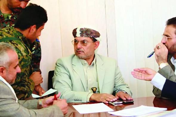 شقيق عبدالملك الحوثي يكشف عن فساد مسؤولين يعملون في مناصب رفيعة!