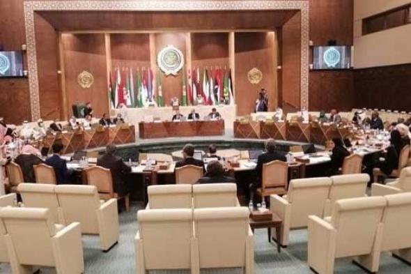 البرلمان العربي يُدين تصريحات ماكرون بحق الجزائر