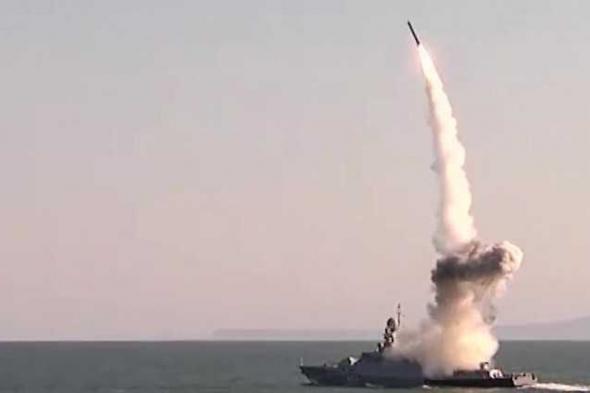روسيا تطلق صواريخ مجنحة على مواقع في أوكرانيا .. فيديو