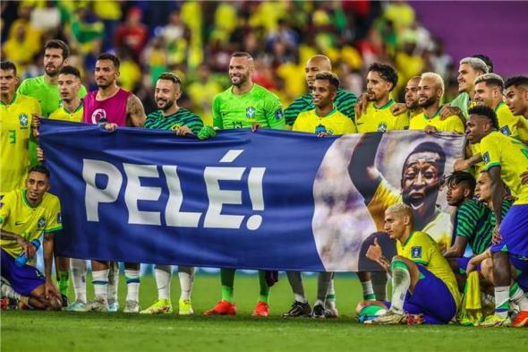 فيديو | لاعبو البرازيل يدعمون بيليه بعد تأهلهم إلى ربع نهائي كأس العالم