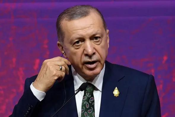 "أردوغان" يهدد اليونان: لن نقف مكتوفي الأيدي أمام تسليح جزر "إيجة"