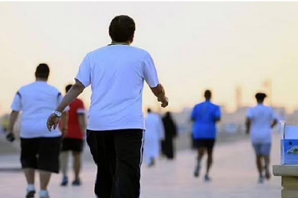 الصحة: المشي يخفف القلق والاكتئاب ويقي من الأمراض المزمنة