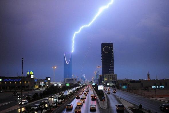 توقعات بانخفاض ملموس لدرجات الحرارة في الرياض نهاية الأسبوع