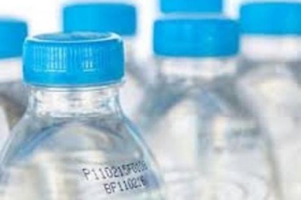 تحذير من زجاجات المياه القابلة لإعادة الاستخدام ما السبب؟