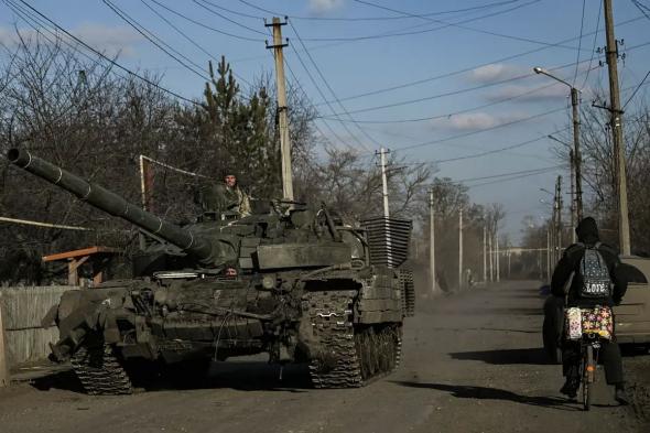 أوكرانيا تشن هجوماً مضاداً في باخموت.. وكيلومتر واحد يفصل "فانغر" عن مركز المدينة