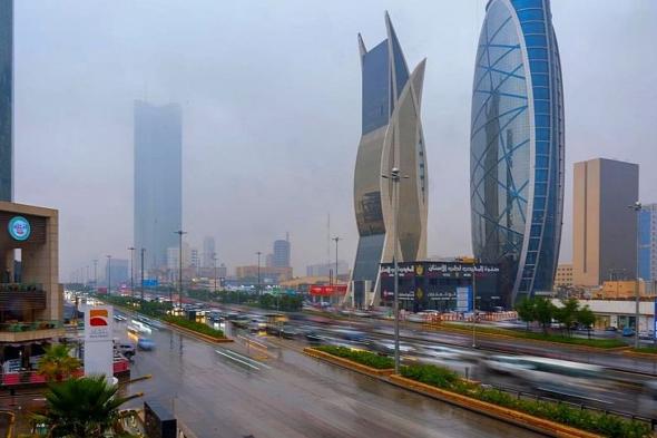 بالفيديو.. أمطار غزيرة على منطقة الرياض