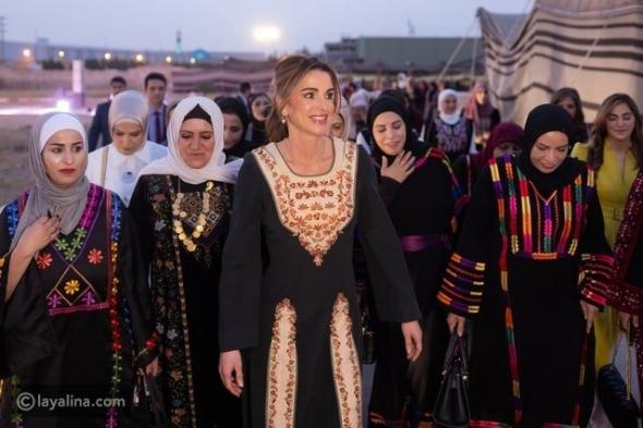 تفاصيل إطلالة الملكة رانيا التي أعادت ارتداءها بعد تسع سنوات