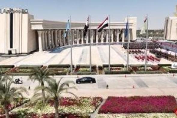 الرئيس السيسي يغادر النصب التذكارى بالعاصمة الإدارية عقب التوقيع بسجل الشرف