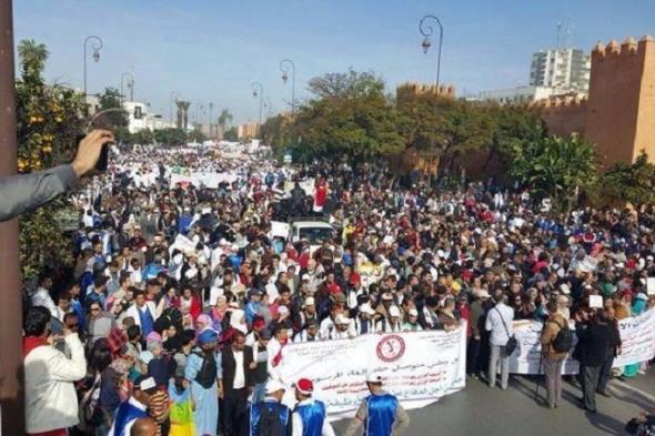 عودة احتجاجات الأساتذة: إضراب وطني عام ومسيرات للمطالبة بعودة الموقوفين