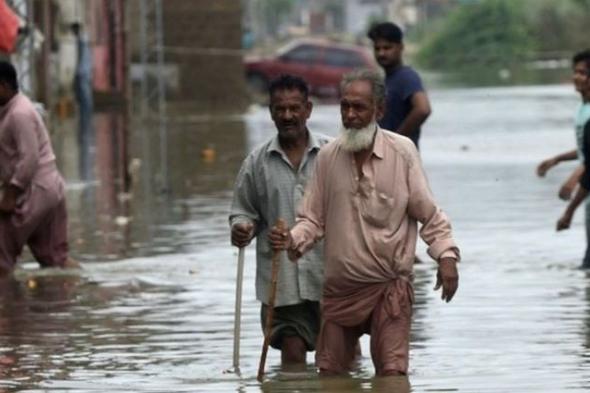 أمطار غزيرة تودي بحياة 65 شخصًا في باكستان