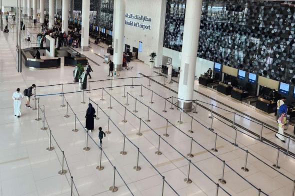 لأول مرة.. مطار الملك خالد الدولي يستقبل أولى رحلات خطوط شرق الصين الجوية القادمة من شنغهاي