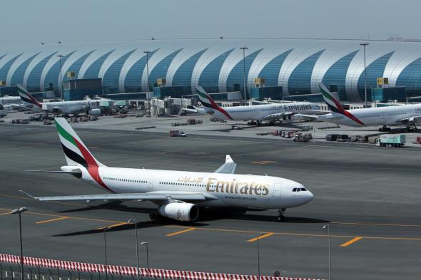"مطارات دبي": جدول الرحلات يسير بصورة طبيعية