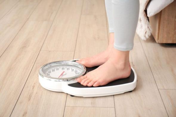 لماذا يصعب على النساء إنقاص الوزن وماذا تفعل حيال ذلك؟