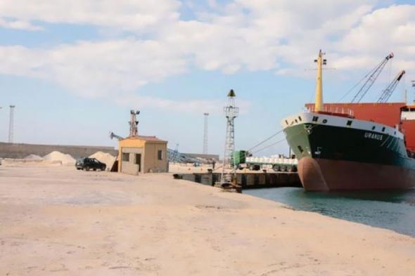 مصر.. إعادة فتح ميناء العريش البحري بعد تحسن حالة الطقس
