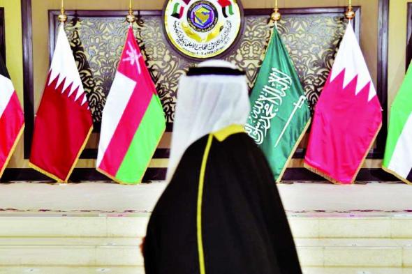 بالفيديو.. شاهد توافد قادة دول الخليج لحضور القمة الخليجية الأمريكية في الرياض
