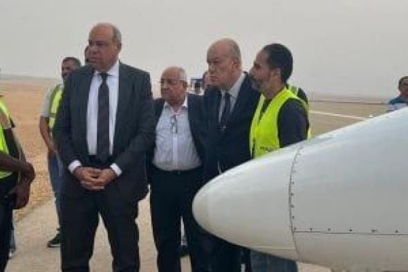 زيارة وزير الطيران لمطار القاهرة لمتابعة إجراءات التعامل مع هبوط طائرة خاصة أجنبية اضطراريا