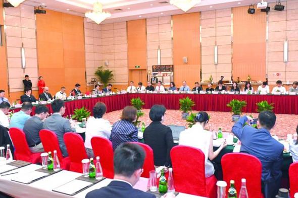 غرف دبي تدعم شركات «الاتحاد الصيني لصناعة الآلات»