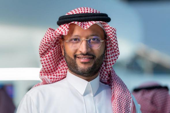 تعيين
    همام
    بن
    جريّد
    مديرًا
    تنفيذيًا
    لبرنامج
    «أجفند»