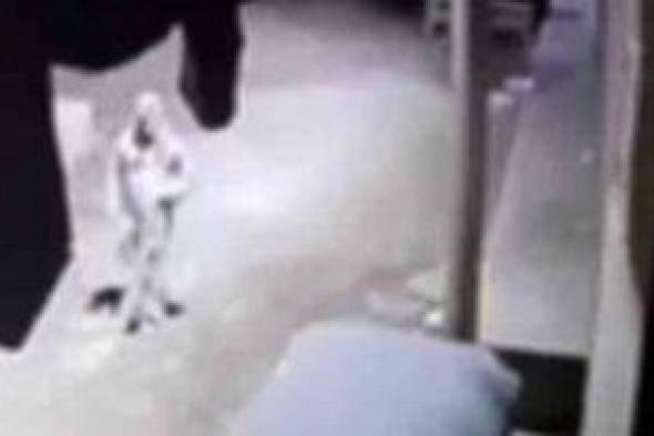 ضبط
متهم
بسوهاج
بعد
إشعال
النار
فى
توك
توك
بسبب
خلافات
ميراث