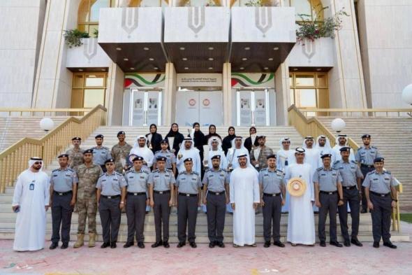 شرطة
أبوظبي
تكرم
الفرق
الرياضية
المتميزة
في
2025