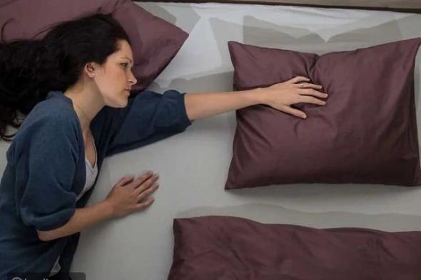 تفسير حلم موت الزوج: معانٍ نفسية وعاطفية متعددة