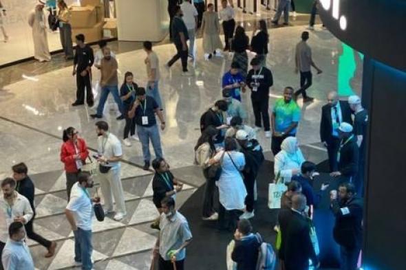 خوارزميات
المنصات
الرقمية
تكافئ
المحتوى
المثير