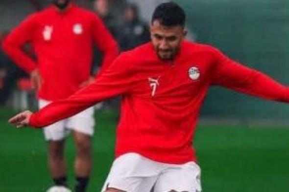 حسام
حسن
يدفع
بتريزيجيه
بدلًا
من
فتوح
مع
بداية
الشوط
الثاني
أمام
السنغال