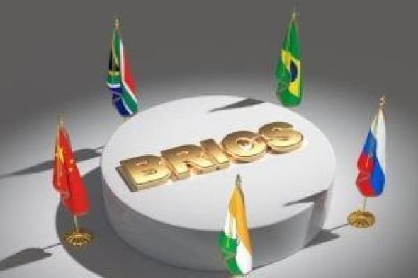 منصة
«تى
فى
بريكس»:
مشروع
التأشيرات
الإلكترونية
خطوة
مصرية
رائدة
لتعزيز
مكانتها
السياحية