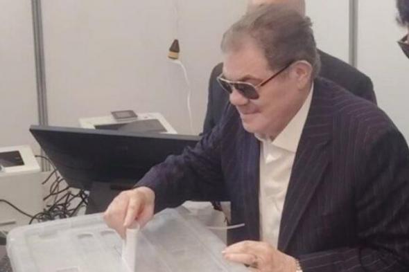 السيد
      البدوي
      يدلي
      بصوته
      في
      انتخابات
      رئاسة
      حزب
      الوفد
      -
      «صور»