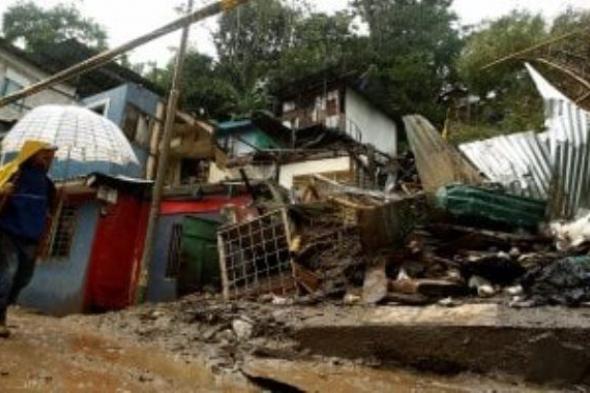 إندونيسيا: ارتفاع حصيلة ضحايا انهيار أرضي لـ64 قتيلا واستمرار البحث عن 16 مفقودا