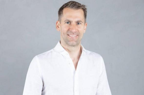 مديـرو
      «طلبــات»
      يبحثون
      مستقبل
      قطاع
      التجزئة