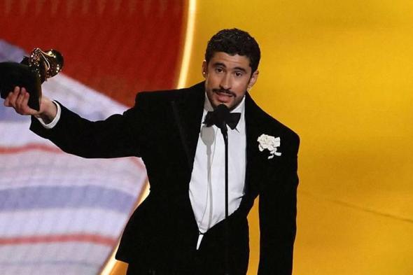 «باد
      باني»
      يحصد
      ألبوم
      العام
      في
      جوائز
      «جرامي»