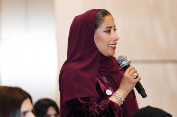 منى
      المري:
      شعار
      «الإمارات
      والكويت
      إخوة
      للأبد»
      يجسد
      المحبة
      والوفاء