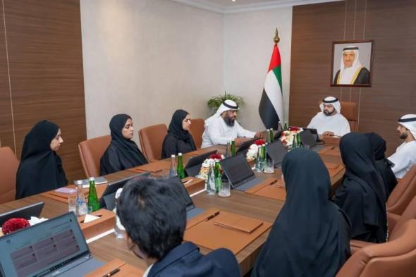 محمد
      بن
      حمد
      يطّلع
      على
      مشاريع
      مركز
      الفجيرة
      لنظم
      المعلومات
      الجغرافية