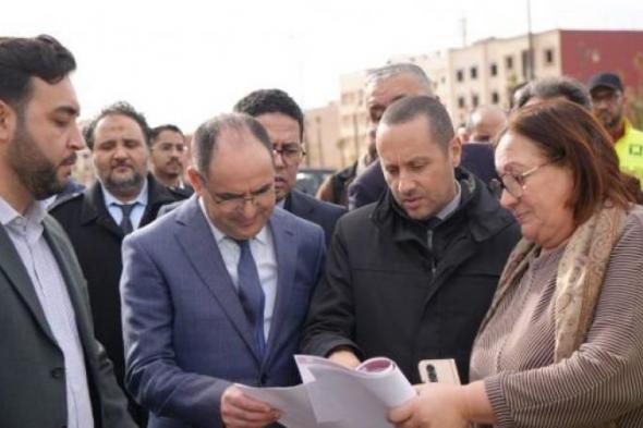 بالبلدي
      :
      التهراوي
      يحل
      بالعيون
      وكلميم
      لتسريع
      وتيرة
      إنجاز
      مستشفيين
      جامعيين