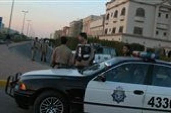 الداخلية
      الكويتية
      تضبط
      تشكيلا
      عصابيا
      بتهمة
      غسل
      أكثر
      من
      100
      مليون
      دينار