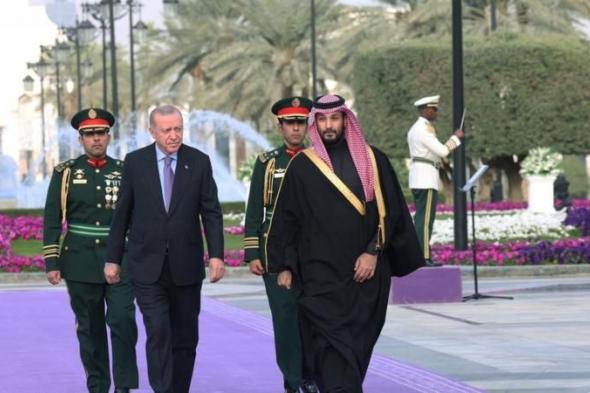 مباحثات
      بين
      ولي
      العهد
      السعودي
      والرئيس
      التركي
      وسط
      مراسم
      استقبال
      رسمية
      بالرياض