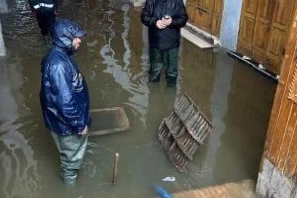 سلطات
المغرب
تدعوا
المواطنيبن
لتوخى
الحذر
بعدد
من
الاقاليم
المعرضة
لامطار
رعدية
وثلوج
كثيفة