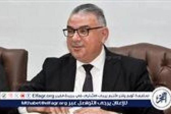 عميد
      تجارة
      عين
      شمس:
      تحويل
      مسار
      الـ
      10
      طلاب
      الأوائل
      بالشعبة
      العربية
      لنظام
      الساعات
      المعتمدة
      مجانًا
      تحفيزًا
      للتفوق