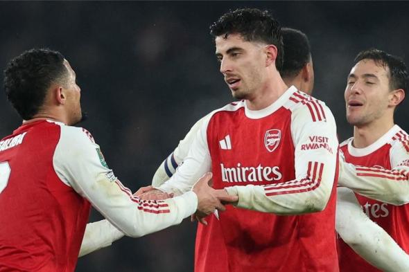 نجم
      آرسنال
      يكسر
      صمته
      ويعلق
      على
      ارتباطه
      بريال
      مدريد