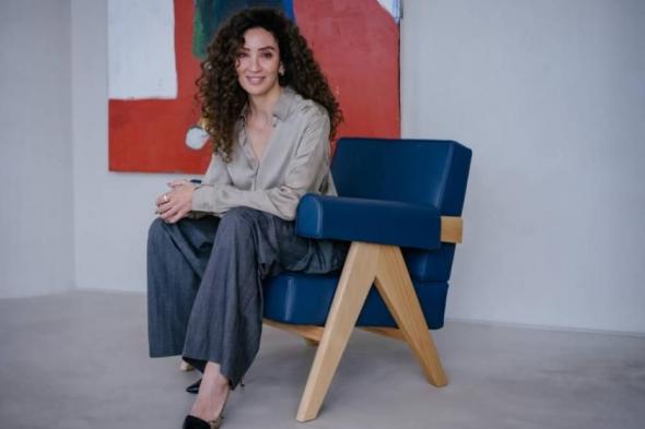 كارولين
      لوقا
      مديرة
      لمؤسسة
      إيلي
      خوري
      للفنون