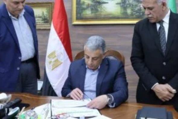 محافظ الإسماعيلية يعتمد نتيجة الشهادة الإعدادية بنسبة نجاح 80.25٪