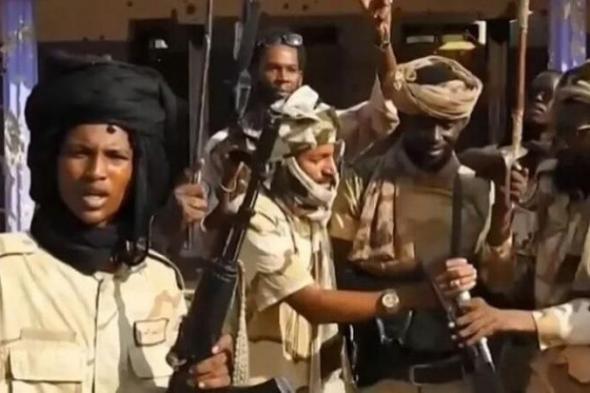 مرتزقة
      وميليشيات..
      بريطانيا
      تُدرج
      6
      أسماء
      جديدة
      على
      قائمة
      عقوبات
      السودان