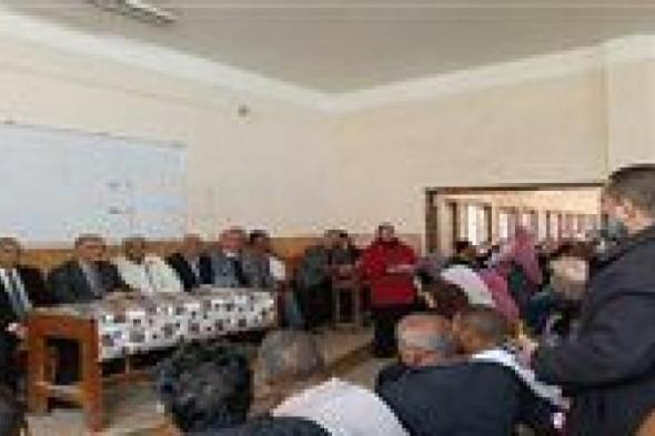 بالبلدي
      :
      توجيهات
      مشددة
      من
      وكيل
      تعليم
      قنا
      لضبط
      لجان
      الدبلومات
      الفنية