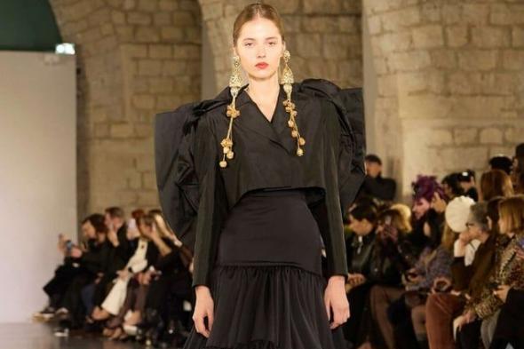 مجموعة Juana Martín هوت كوتور ربيع 2026: مزيج بين الإرث الأندلسي والابتكار الباريسي