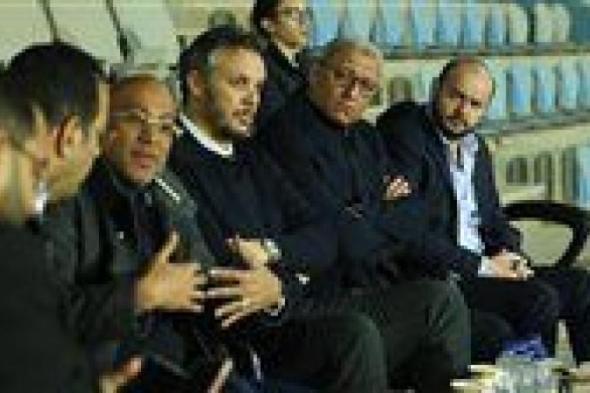 المجلس
      الاستشاري
      لبيراميدز
      يدعم
      اللاعبين
      والجهاز
      الفني
      قبل
      السفر
      إلى
      نيجيريا