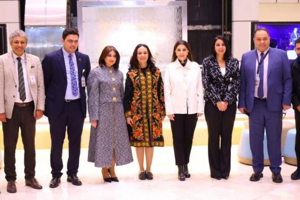 ماجدة
      الرومي
      تزور
      مستشفى
      أهل
      مصر
      لعلاج
      الحروق