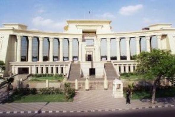 رئيس
الدستورية:
مهما
بلغ
الدستور
من
نمو
بالصياغة
يظل
معلقا
يعتمد
على
القضاء
لحمايته